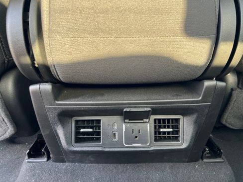 Used 2023 Chevrolet Silverado 1500 LT AWD/4WD image 24