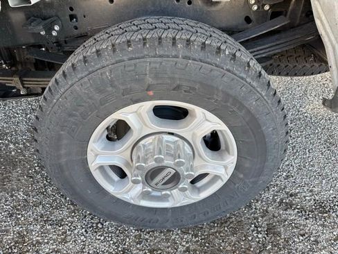 New 2026 Ford F350 XLT w/ FX4 Off-Road Package image 5