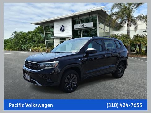 Used 2023 Volkswagen Taos S FWD image 1