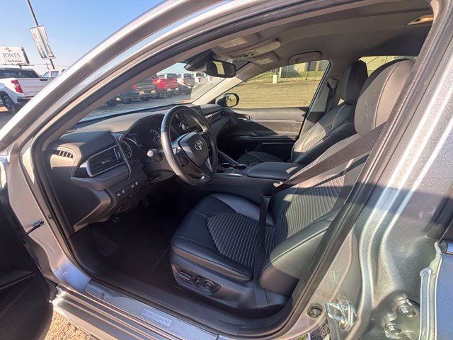 Used 2023 Toyota Camry SE w/ Convenience Package FWD image 11