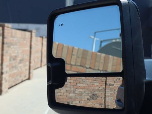 Used 2025 GMC Sierra 2500 AT4X AWD/4WD image 24