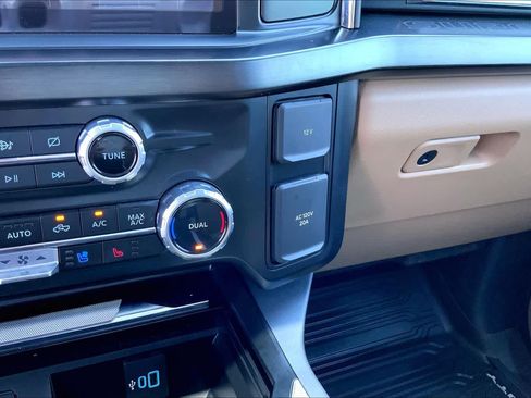 Certified 2023 Ford F250 Lariat w/ Lariat Ultimate Package image 36