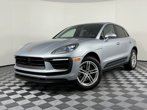 New 2025 Porsche Macan image 1