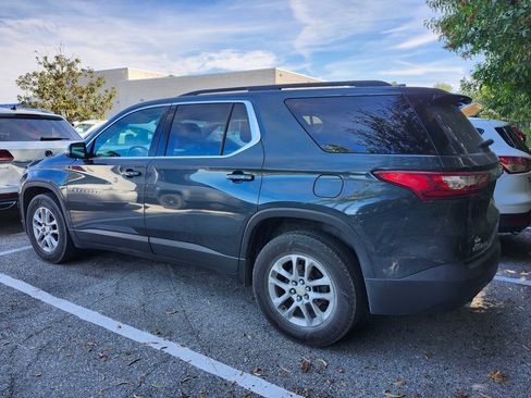 Used 2019 Chevrolet Traverse LT image 3