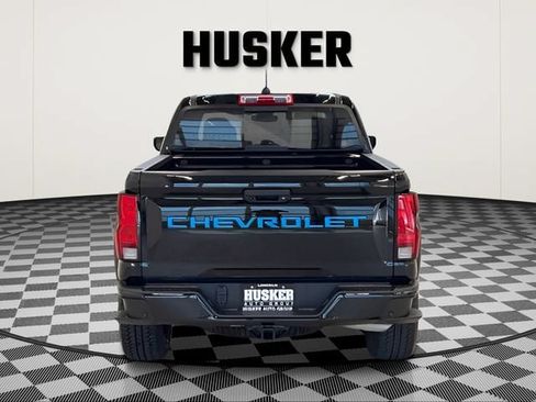 Certified 2024 Chevrolet Colorado Trail Boss w/ Technology Package AWD/4WD image 8