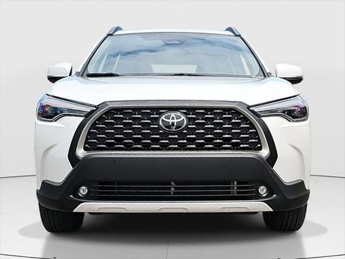 Certified 2024 Toyota Corolla Cross XLE AWD/4WD image 2