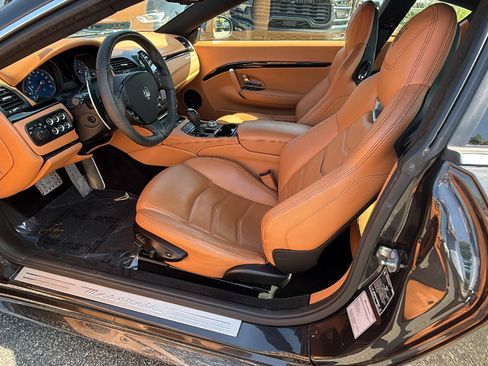 Used 2018 Maserati GranTurismo MC RWD image 16