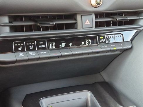 Certified 2025 Toyota Crown Signia w/ Advanced Technology Package AWD/4WD image 15