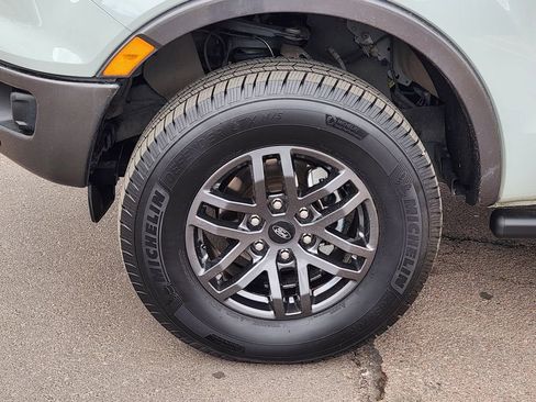 Used 2022 Ford Ranger Lariat w/ Tremor Off-Road Package AWD/4WD image 10