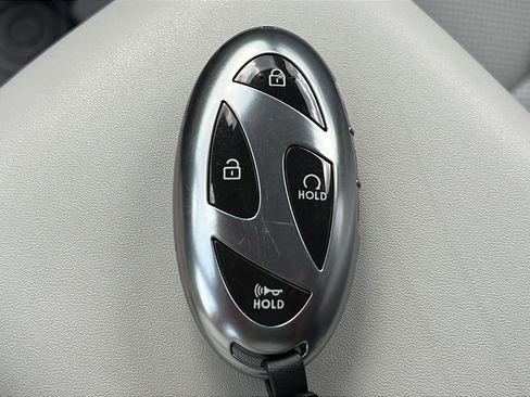 Used 2024 Hyundai Kona Limited FWD image 28
