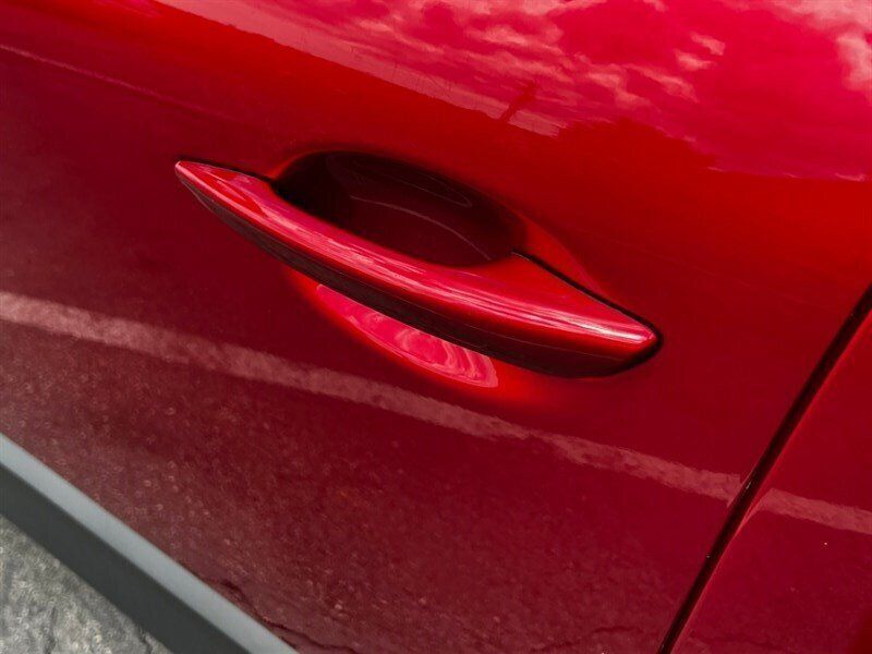 Used 2025 MAZDA CX-50 AWD 2.5 S w/ Premium Package image 15
