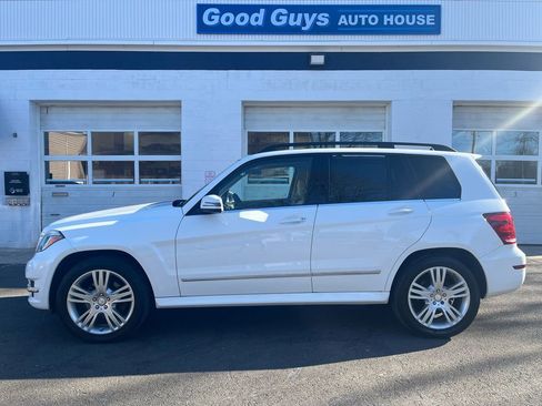 Used 2015 Mercedes-Benz GLK 350 4MATIC image 1