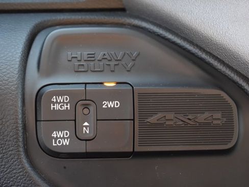 Used 2024 RAM 3500 Big Horn image 26