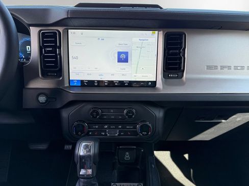 New 2026 Ford Bronco Outer Banks AWD/4WD image 11