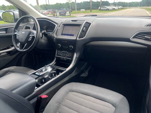 Used 2019 Ford Edge SEL FWD image 14