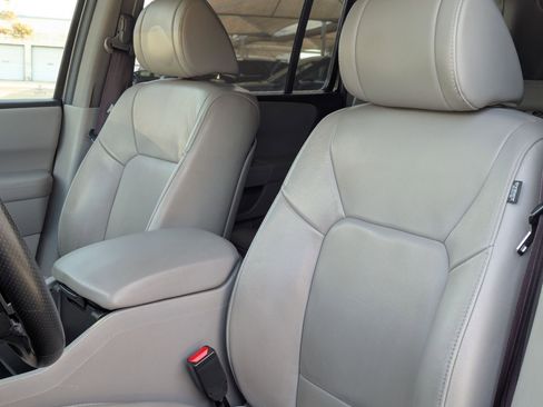 Used 2013 Honda Pilot Touring image 14