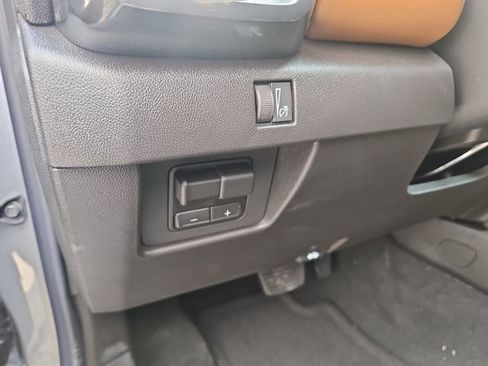New 2026 GMC Canyon AT4 AWD/4WD image 17
