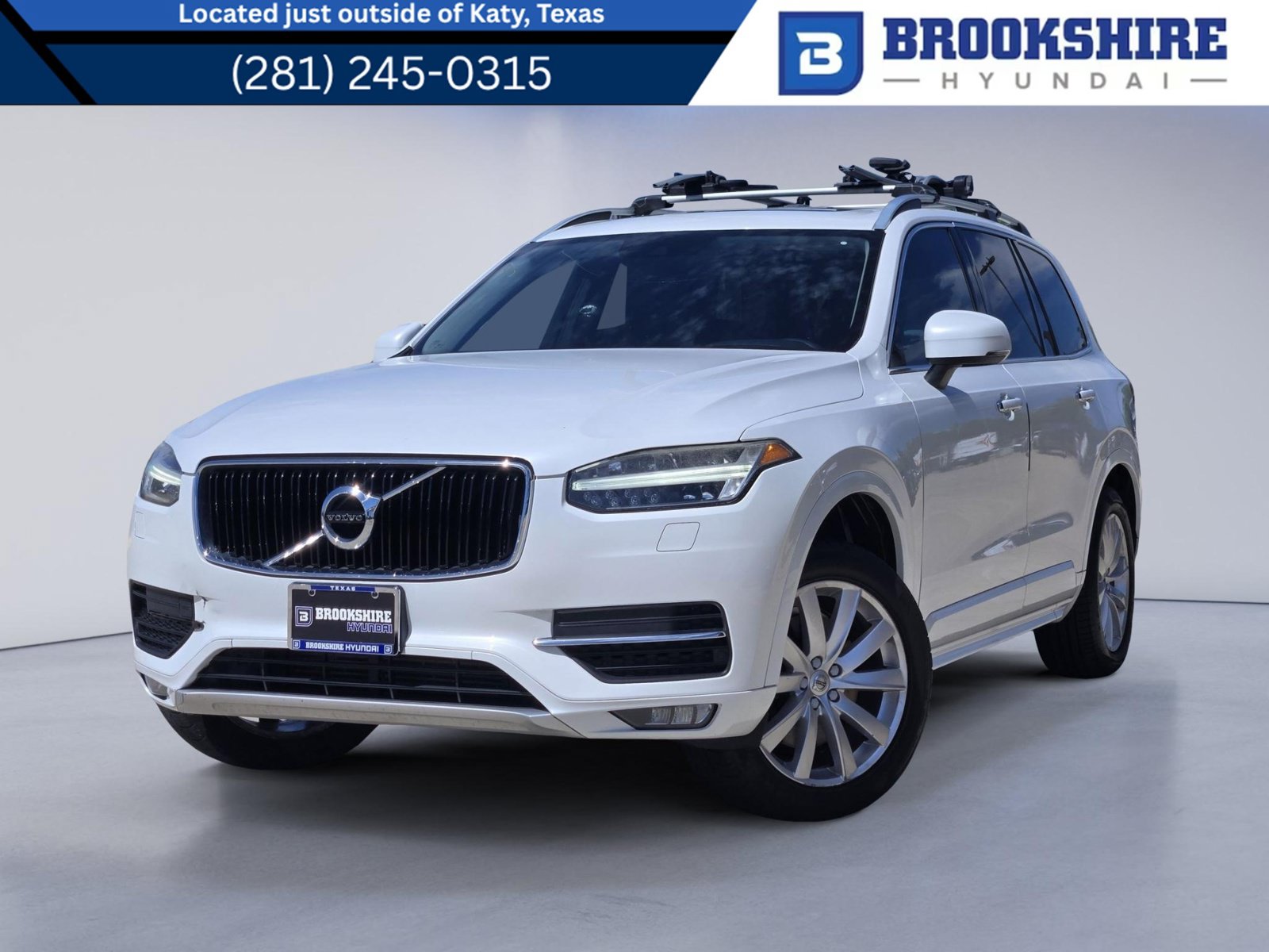 Used 2018 Volvo XC90 T6 Momentum w/ Momentum Plus Package AWD/4WD image 1