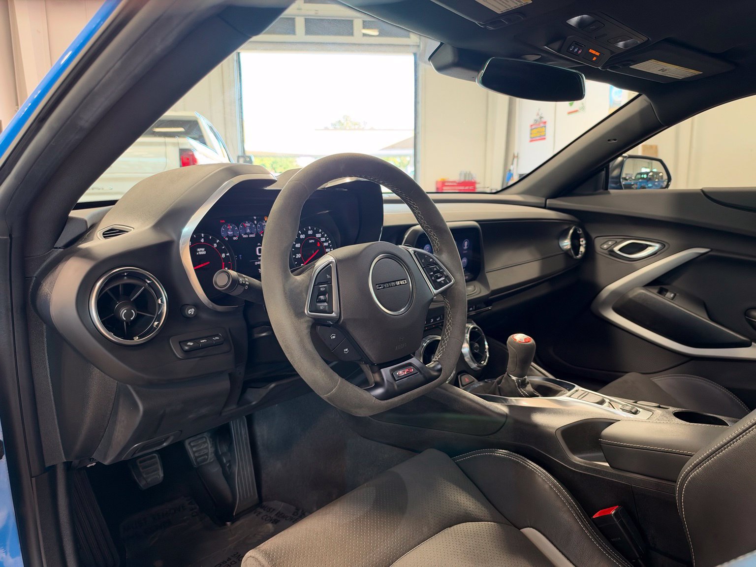 Used 2022 Chevrolet Camaro SS RWD image 18