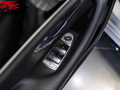 Used 2020 Mercedes-Benz AMG GT 63 image 21