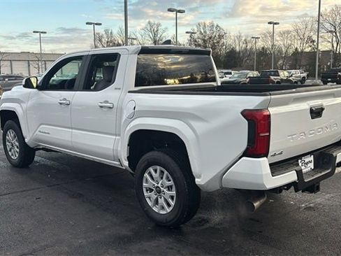 New 2026 Toyota Tacoma SR5 image 5