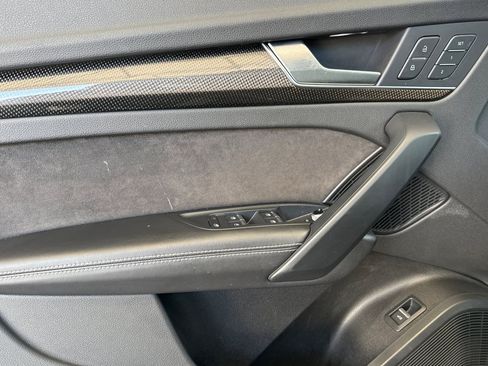 Used 2018 Audi SQ5 Prestige w/ Prestige Package AWD/4WD image 12