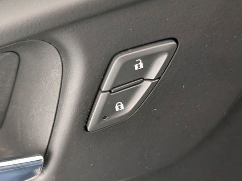 Used 2023 Chevrolet Malibu LT image 11