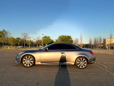Used 2010 INFINITI G37 Anniversary Edition RWD image 16