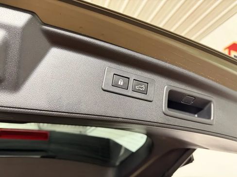 Used 2019 Subaru Forester Limited w/ Popular Package #3 AWD/4WD image 33