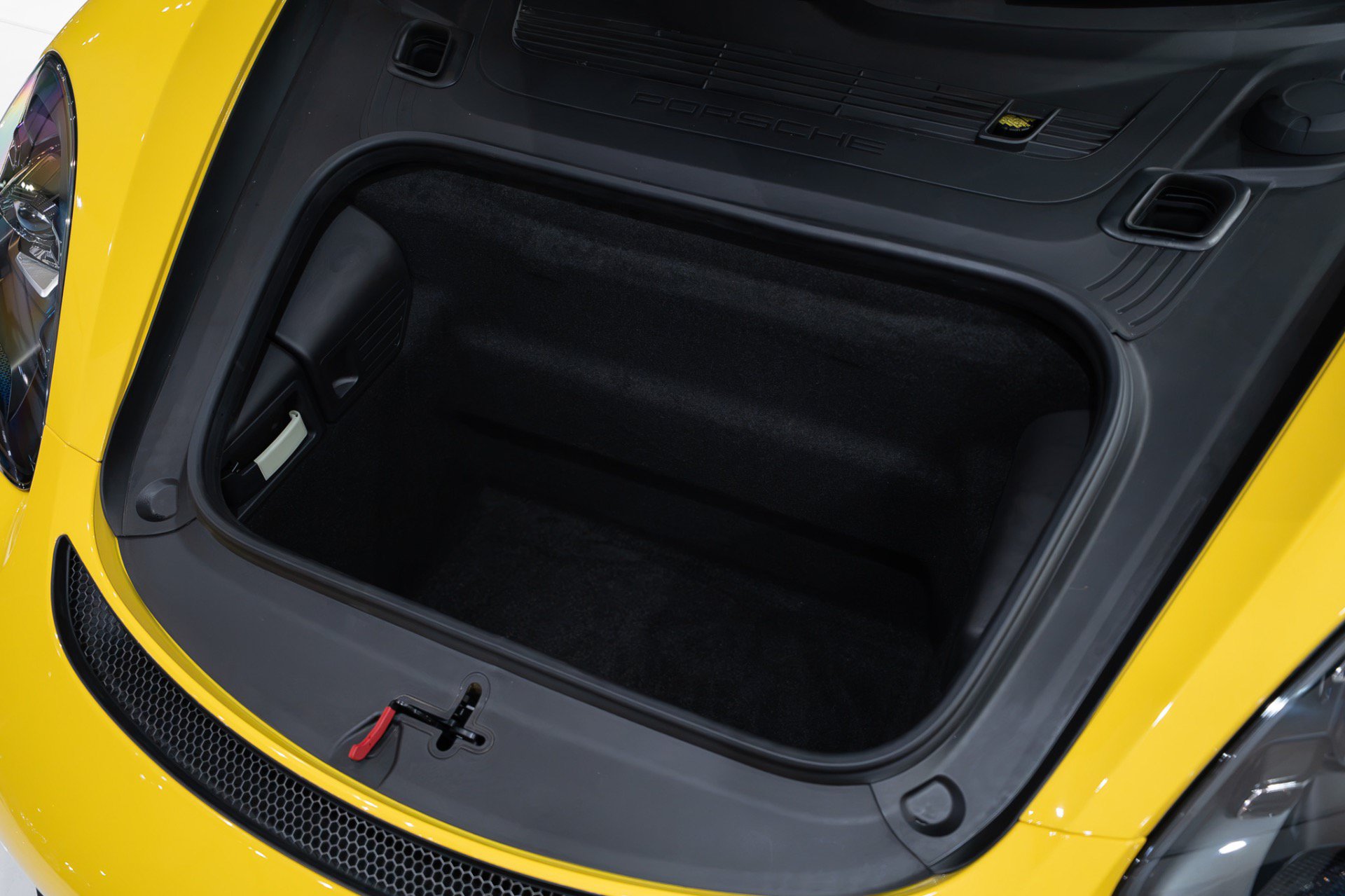 Used 2024 Porsche 718 Cayman GT4 RS RWD image 48