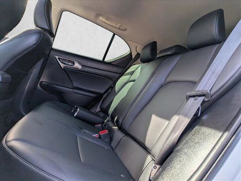 Used 2016 Lexus CT 200h w/ Navigation Package image 19