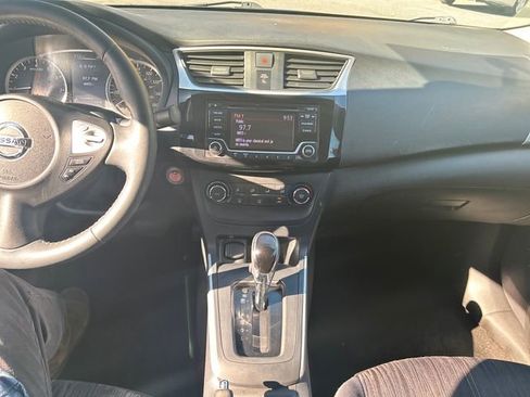 Used 2017 Nissan Sentra SV image 18
