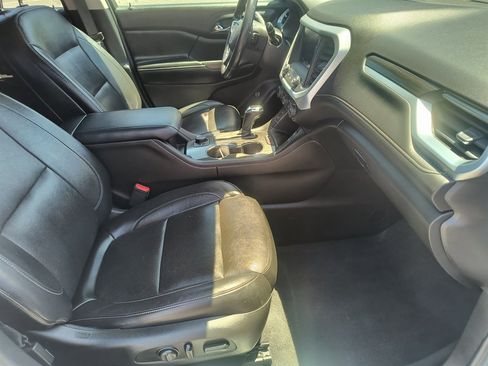 Used 2018 GMC Acadia SLT FWD image 24