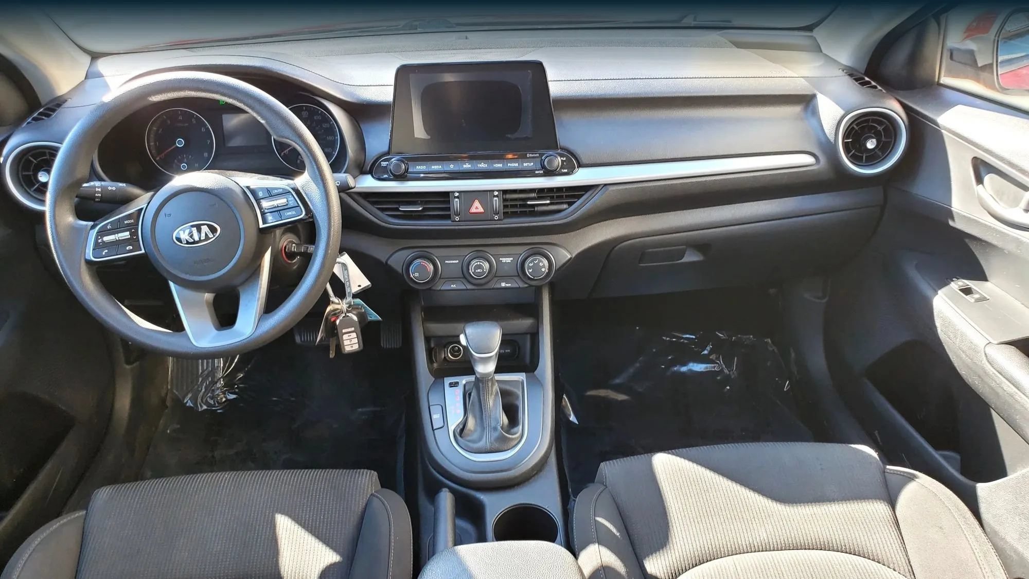 Used 2020 Kia Forte LXS FWD image 32