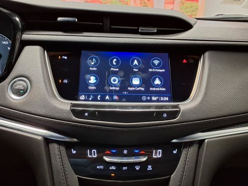 Certified 2024 Cadillac XT5 Premium Luxury FWD image 25