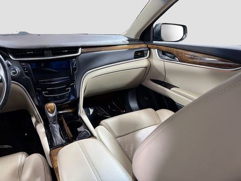 Used 2018 Cadillac XTS Luxury AWD/4WD image 26