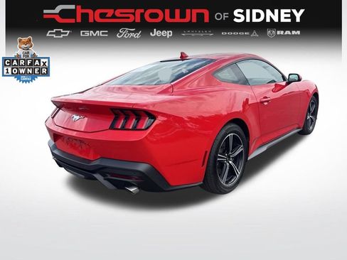 Used 2025 Ford Mustang Coupe RWD image 5