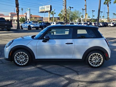 Used 2026 MINI Cooper 2-Door Hardtop image 5