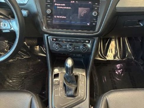 Used 2019 Volkswagen Tiguan SEL image 25