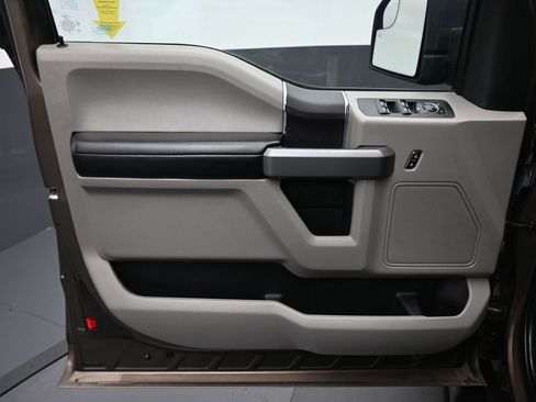 Used 2016 Ford F150 XLT w/ Equipment Group 301A Mid AWD/4WD image 9