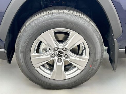New 2025 Toyota RAV4 XLE image 8