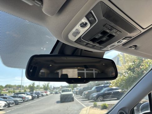 Used 2016 Honda Pilot Elite image 27