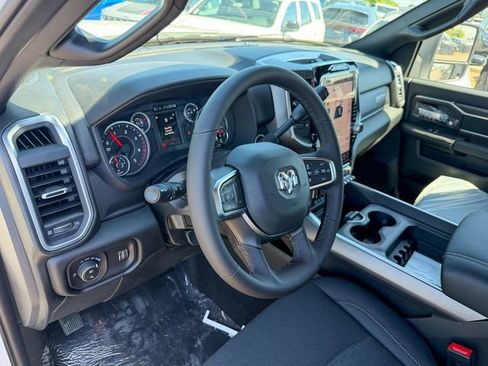 New 2026 RAM 2500 Big Horn AWD/4WD image 14