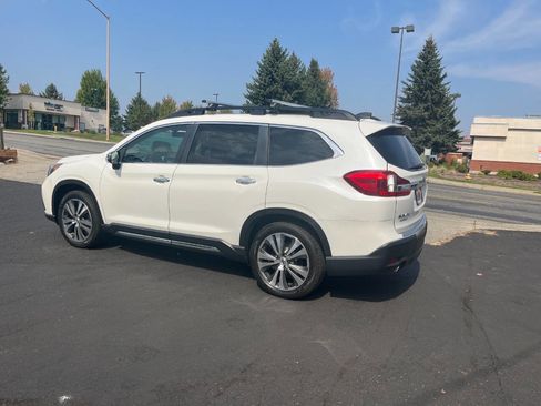 Used 2019 Subaru Ascent Touring image 3