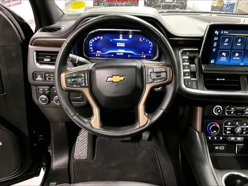 Certified 2023 Chevrolet Suburban High Country image 18