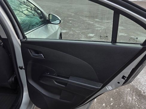 Used 2014 Chevrolet Sonic LT image 10