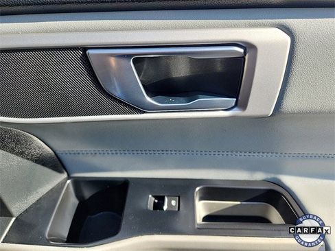 Certified 2022 Ford Explorer XLT w/ Equipment Group 202A image 31