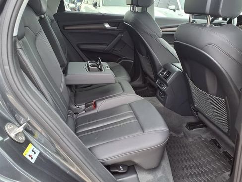 Used 2023 Audi Q5 2.0T Prestige w/ Prestige Package AWD/4WD image 22