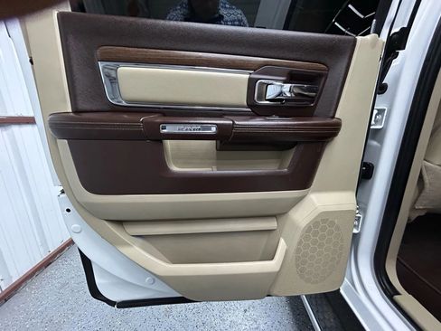 Used 2014 RAM 3500 Laramie image 9