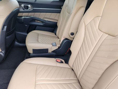 New 2026 Kia Sorento SX Prestige w/ Olive Brown Leather Package image 10